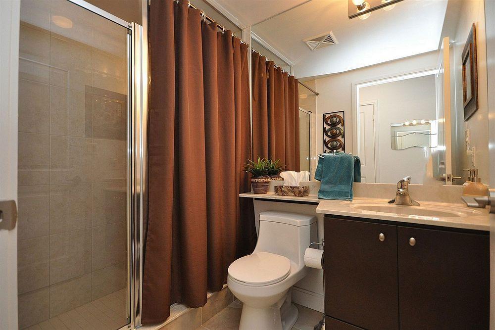 Downtown Mississauga Executive Suites Sq1 Екстериор снимка