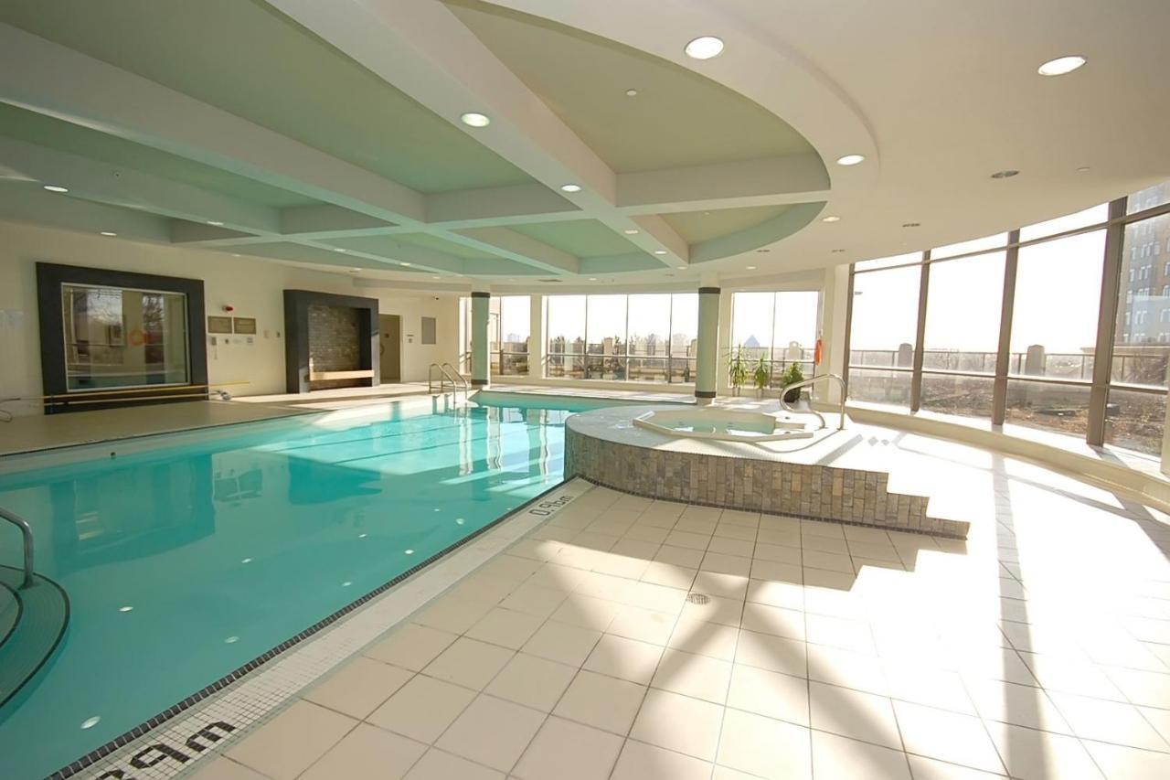 Downtown Mississauga Executive Suites Sq1 Екстериор снимка